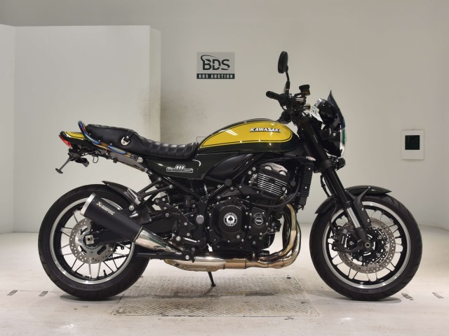 Kawasaki Z900RS 2023