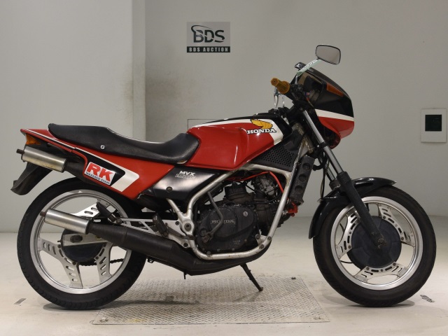 Honda MVX250F 1983