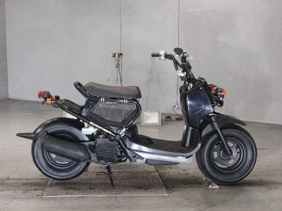 Honda ZOOMER 2011