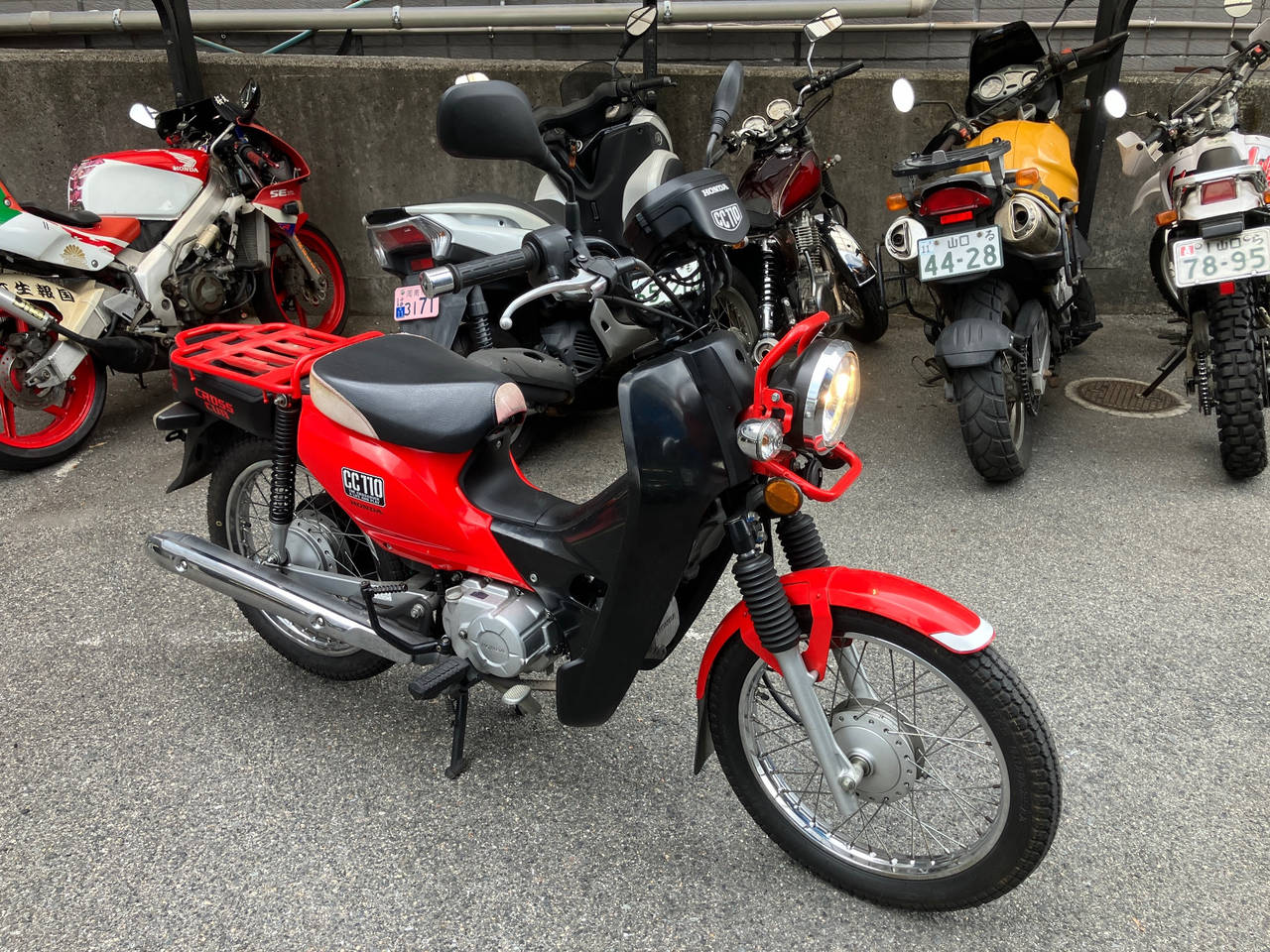 Honda CC110 CROSSCUB 2016