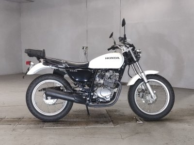 Honda CB223S 2010