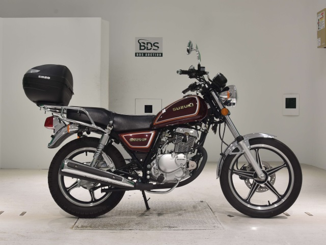 Suzuki GN125-2F 2018