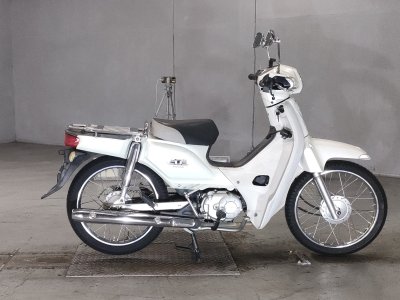 Honda CC110 CROSSCUB 2018