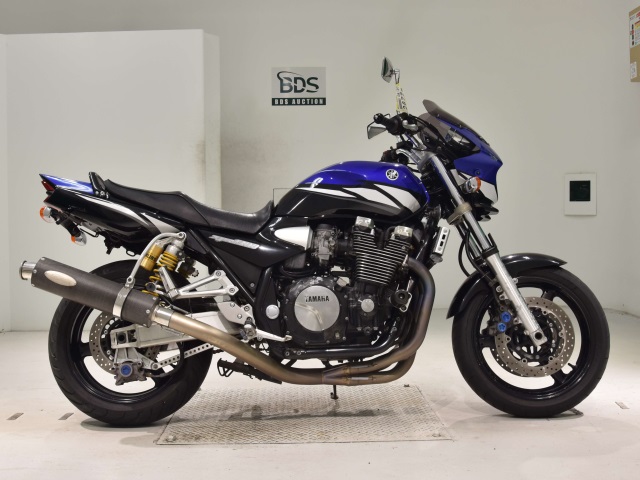 Yamaha XJR1300 2003
