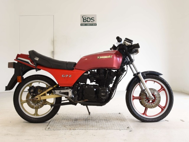 Kawasaki Z550GP