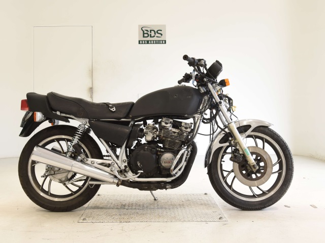 Yamaha XJ400