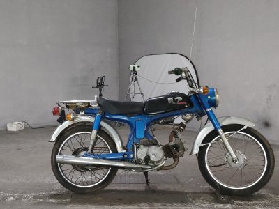 Honda CS90