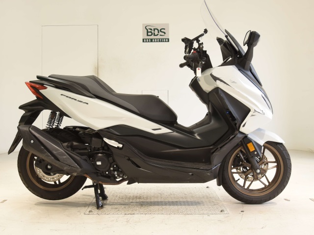 Honda FORZA 2025