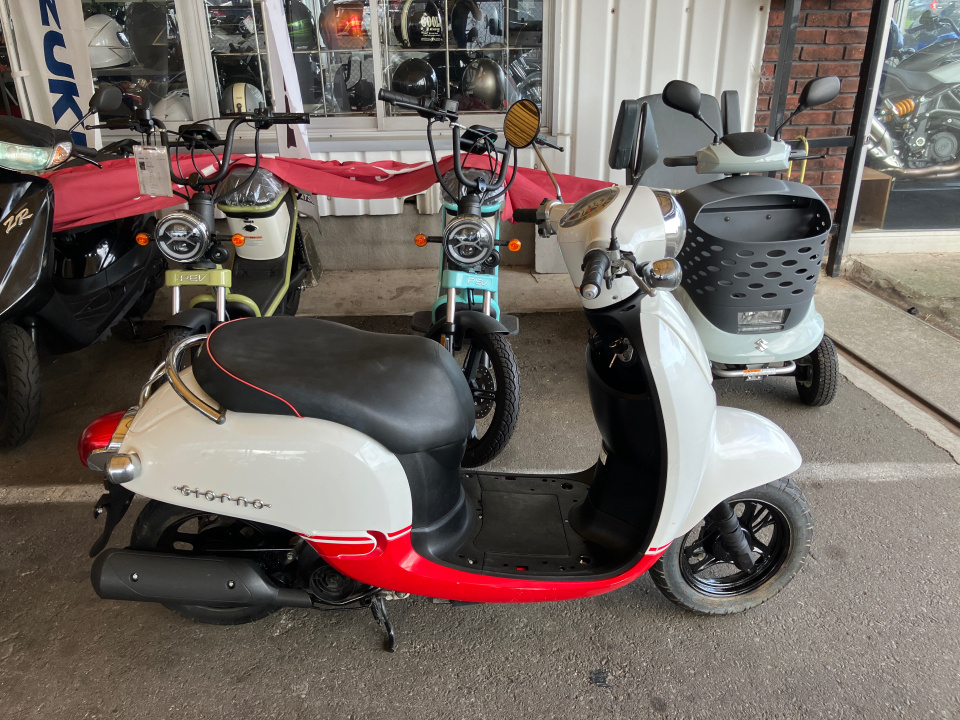 Honda GIORNO 2012