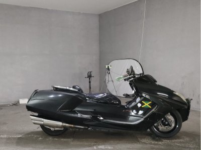 Yamaha MAGZAM 2005