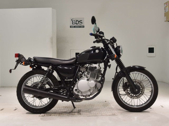 Suzuki GRASSTRACKER BIGBOY 2012
