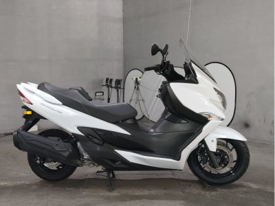 Suzuki BURGMAN400