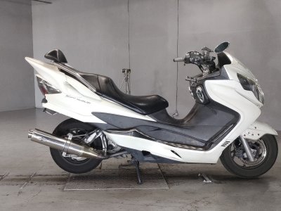 Suzuki SKYWAVE 250S