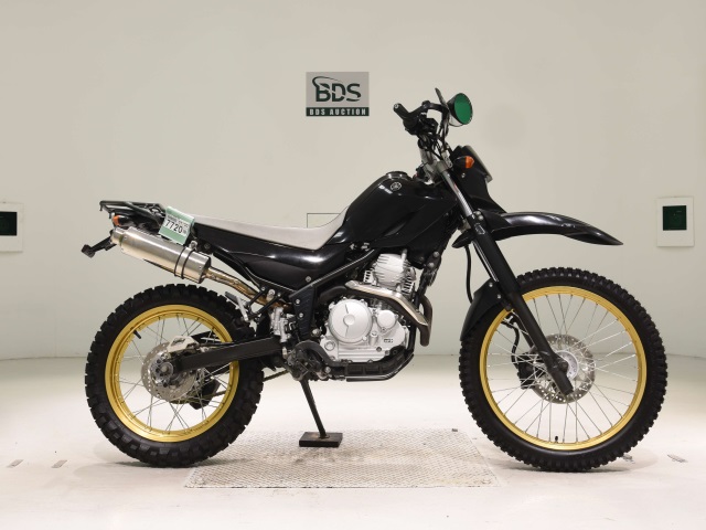 Yamaha SEROW XT250 2006