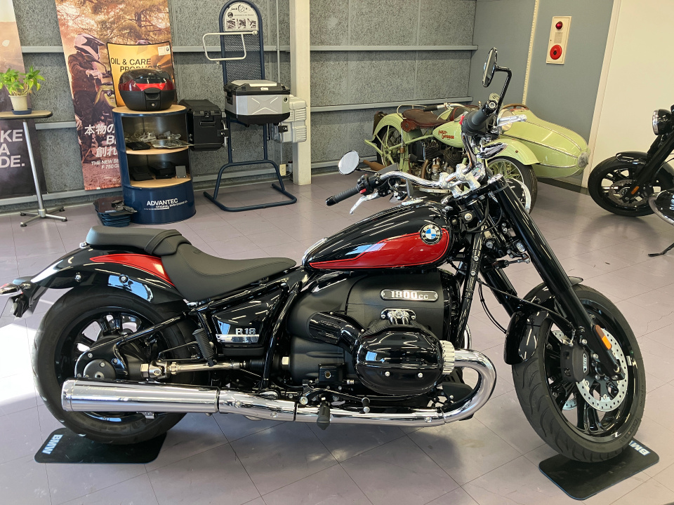 BMW R18 2025
