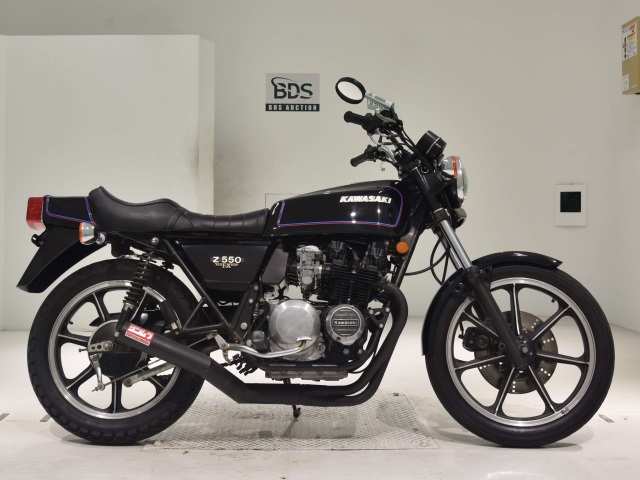 Kawasaki Z550FX 2023
