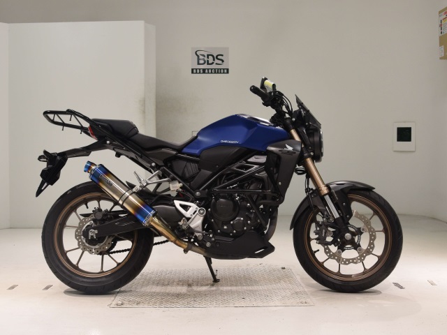 Honda CB250RA 2019