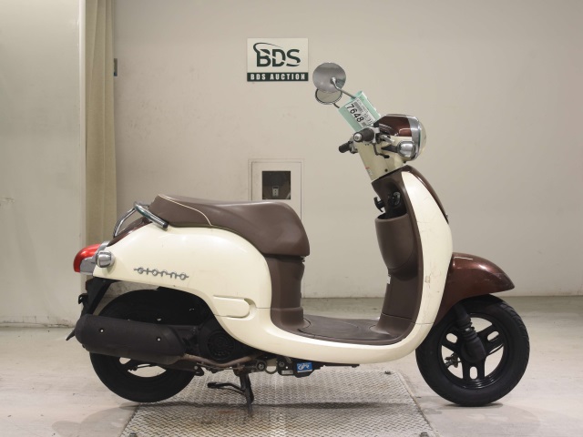 Honda GIORNO 2011