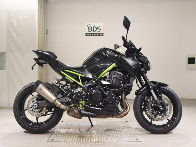 Kawasaki Z900 2021