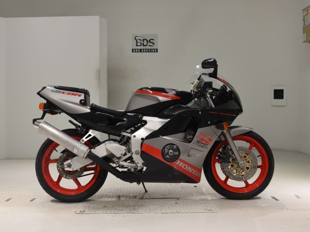 Honda CBR250RR 1990