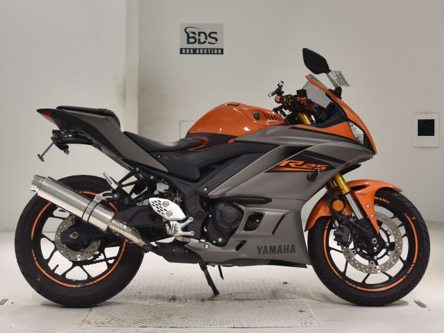 Yamaha YZF-R25A 2022