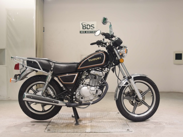 Suzuki GN125-2F 2018
