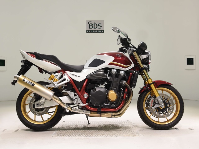 Honda CB1300SF 2023