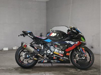 BMW M1000RR 2024
