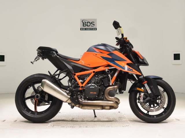 KTM 1290 SUPERDUKE R 2021