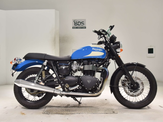 Triumph BONNEVILLE T100 2015