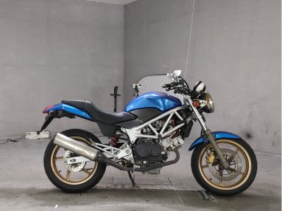 Honda VTR250 2011