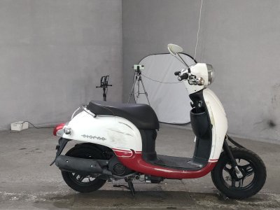 Honda GIORNO 2012