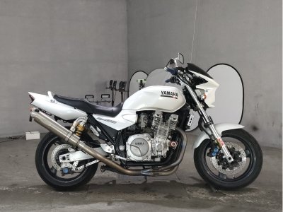 Yamaha XJR1300 2000