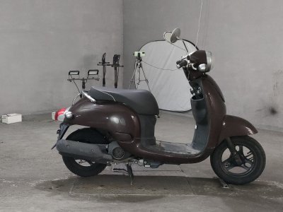 Honda GIORNO 2011