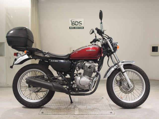 Honda CB223S 2010