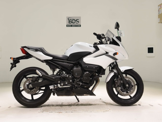 Yamaha XJ6 DIVERSION 2010
