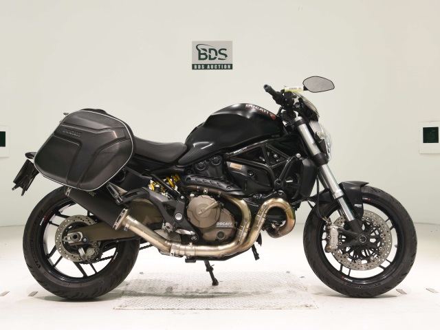 Ducati MONSTER 821 2015