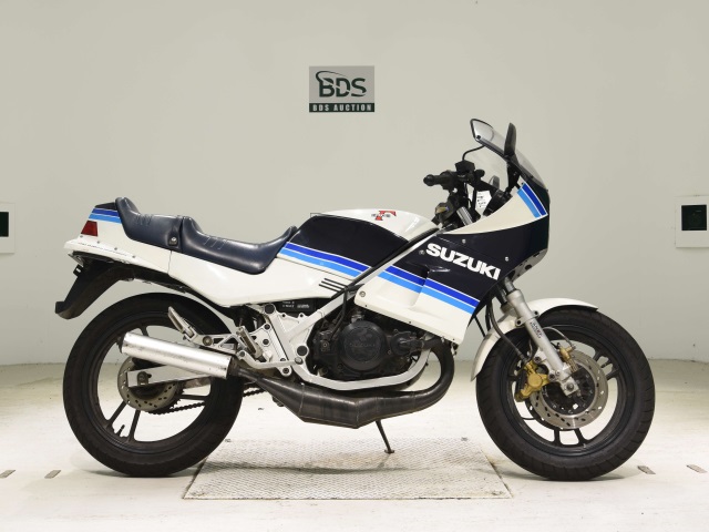Suzuki RG250 GAMMA