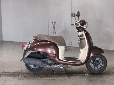Honda GIORNO 2011