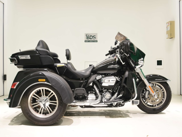 HD ELECTRA GLIDE FLHTCU1750 TRIKE 2016