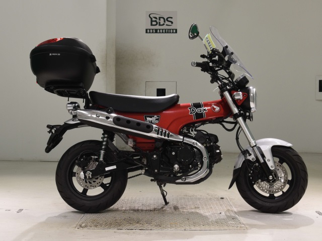 Honda DAX125 2022