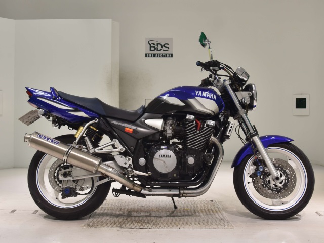 Yamaha XJR1300 2001