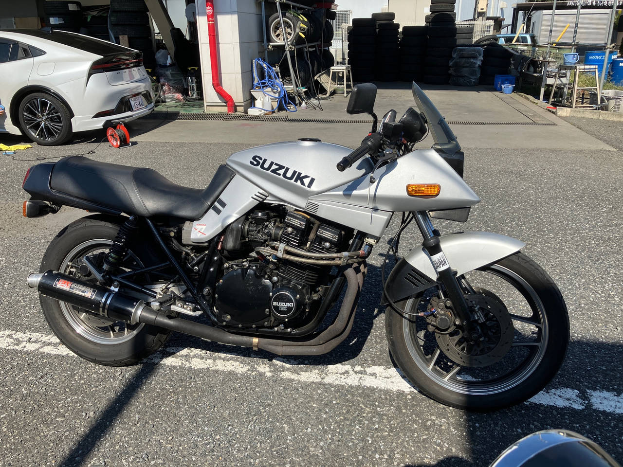 Suzuki GSX1100S KATANA 1988