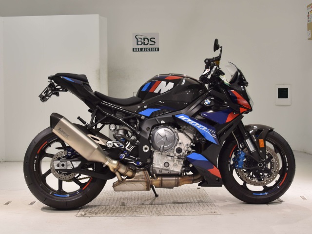 BMW M1000R 2024