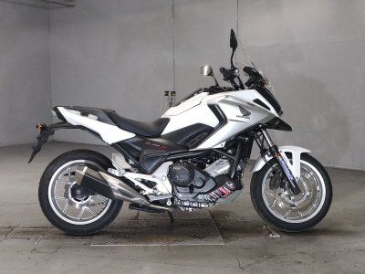 Honda NC750X 2016