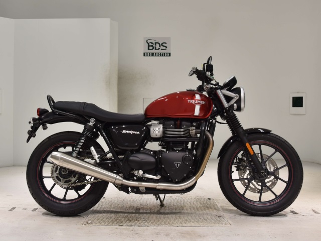 Triumph STREET TWIN 2016