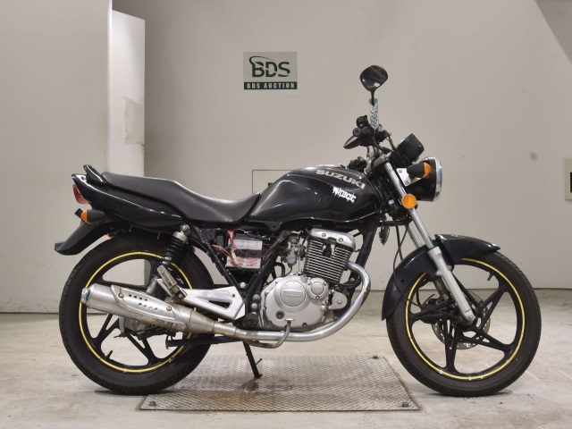 Suzuki EN125-2A 2016