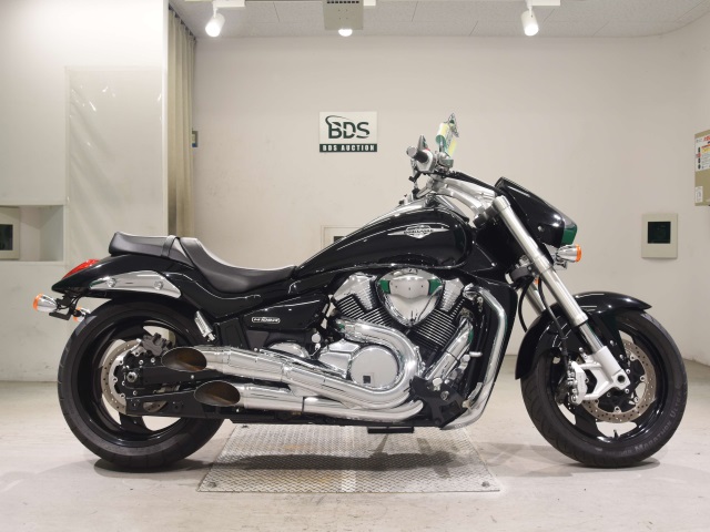 Suzuki BOULEVARD M109R 2015