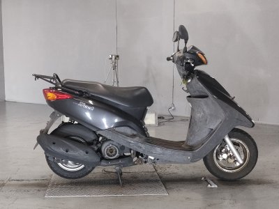 Yamaha AXIS TREAT