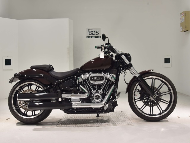HD BREAKOUT FXBRS1870 2021